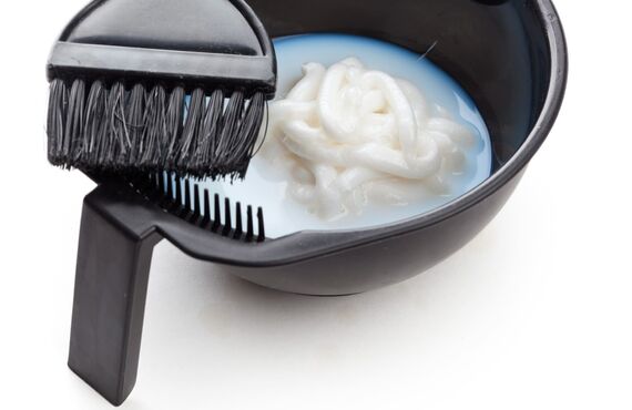 パーマカラーもダメージの少ない薬剤で髪をケア | 箕面のおすすめ美容室ならesora hair&relax